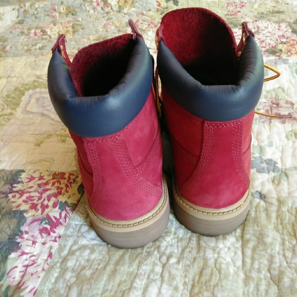 Boy's Timberland 6 Inch Premium Boots - Picture 5 of 8